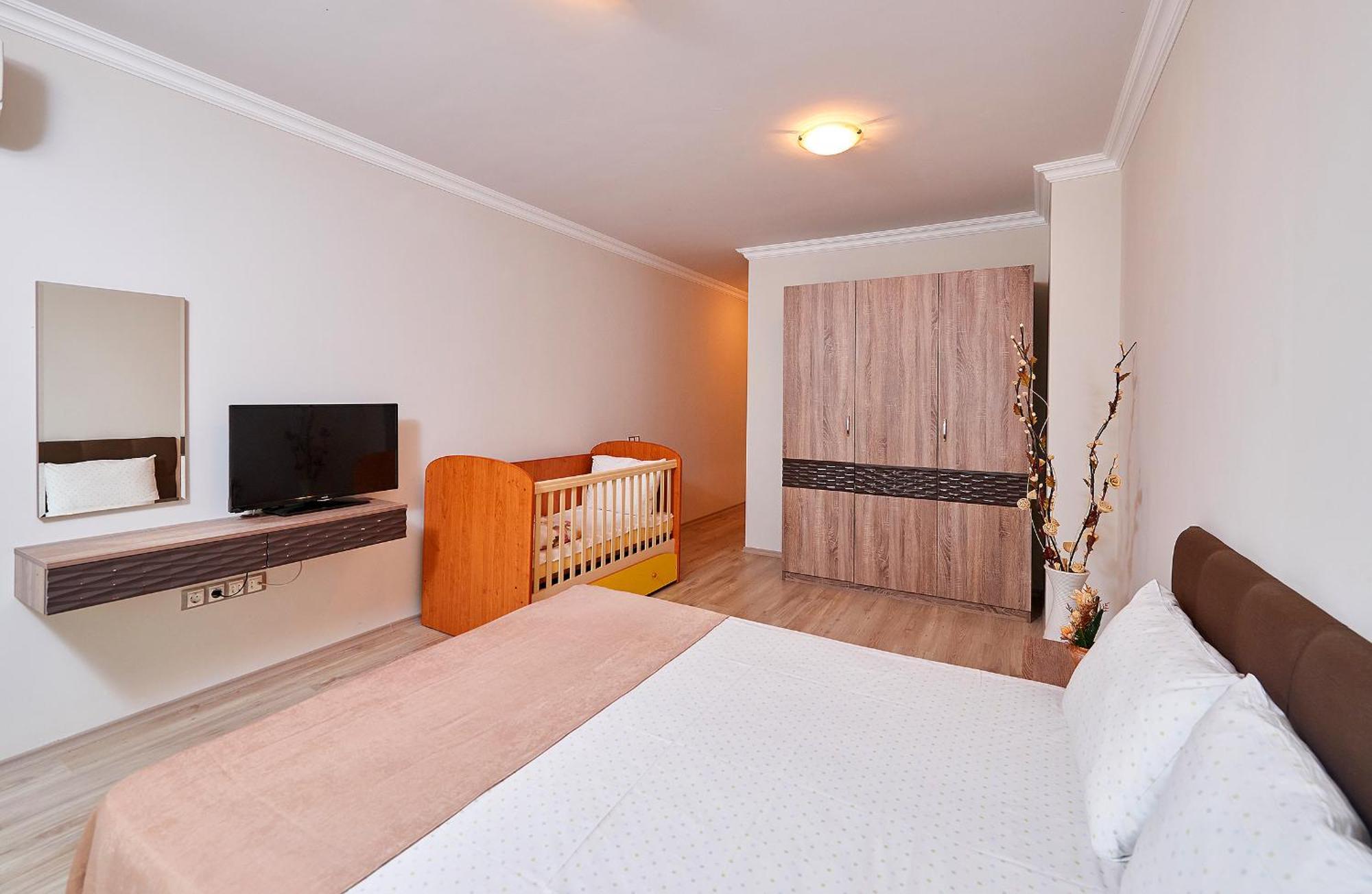 Aparthotel Boutique Rose Gardens Pomorie Exterior foto