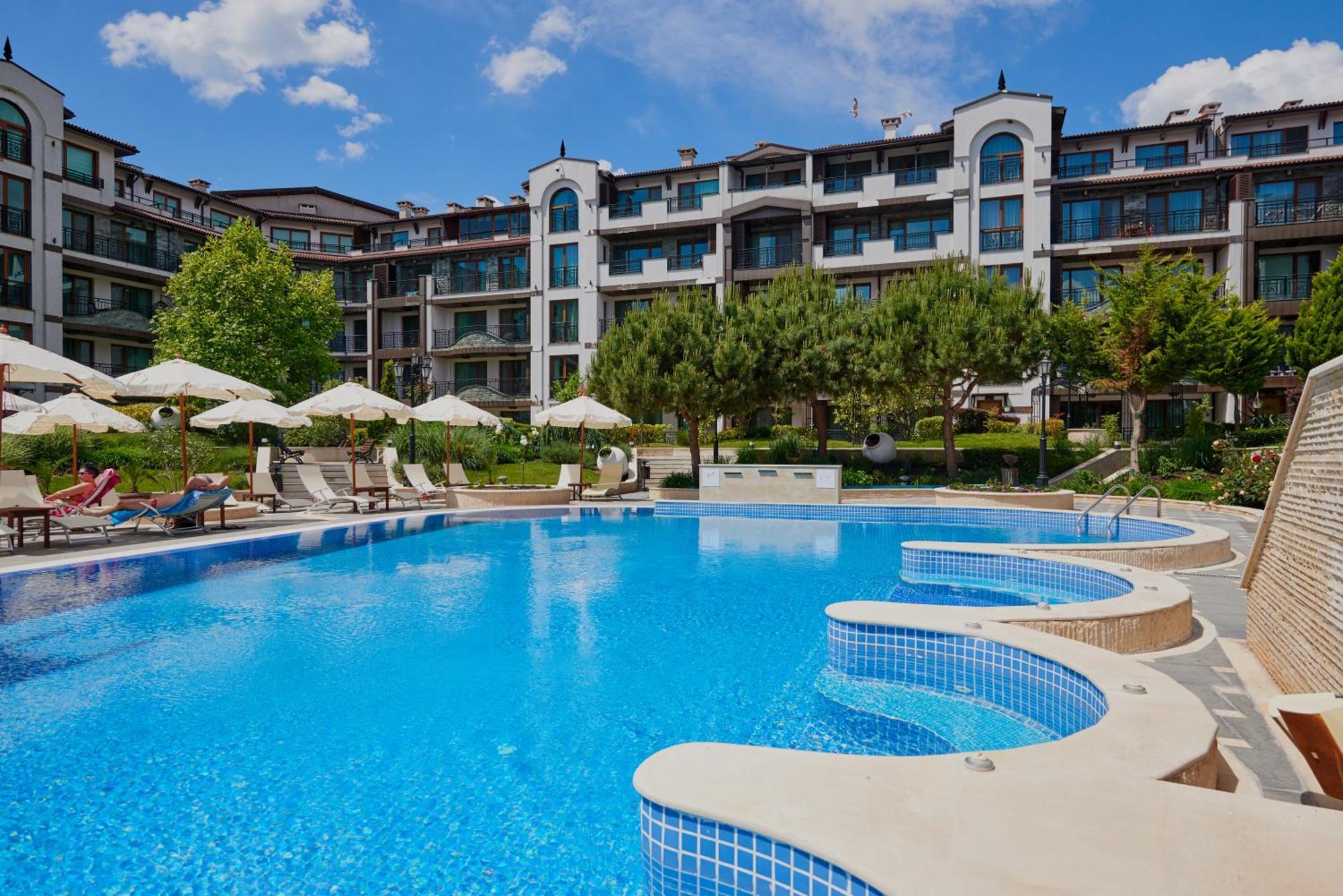 Aparthotel Boutique Rose Gardens Pomorie Exterior foto