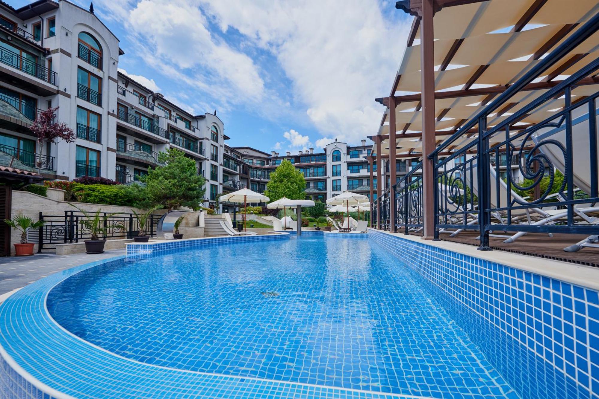 Aparthotel Boutique Rose Gardens Pomorie Exterior foto